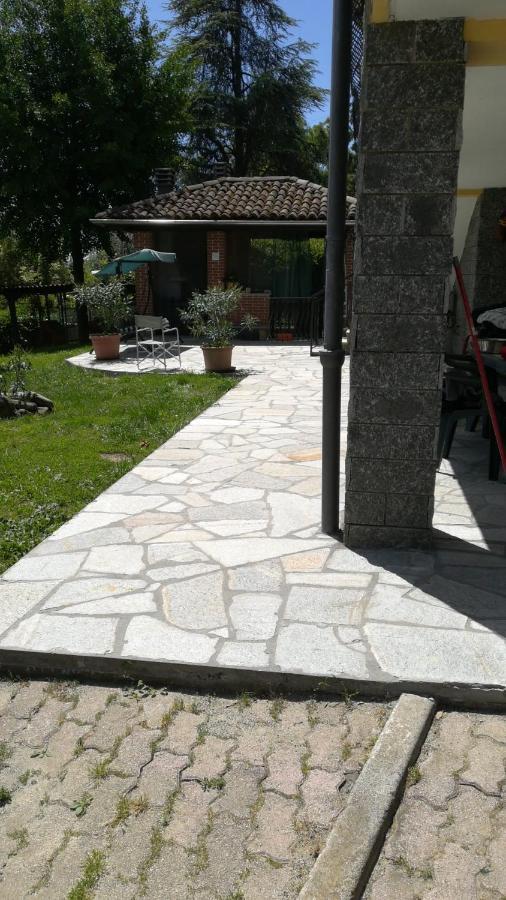 Villa Laura Incisa Scapaccino Eksteriør billede